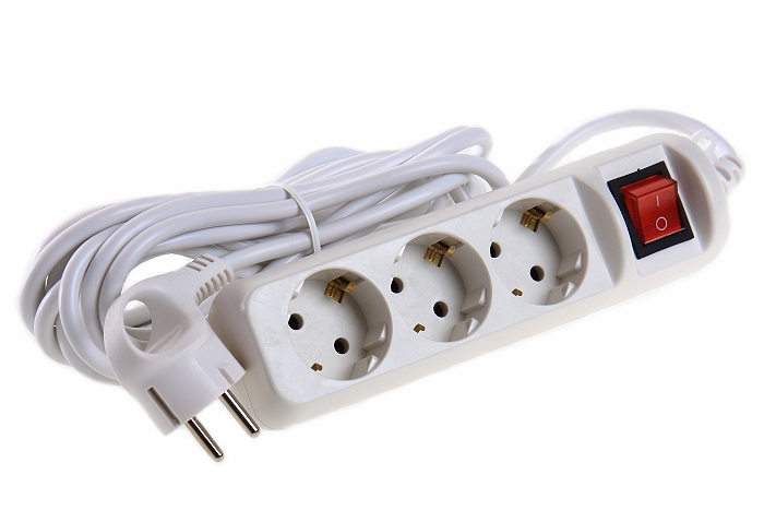 Удлинитель SPARKLUX с заз. с выкл. 3 розеток 5 метров SL-320-5  |+