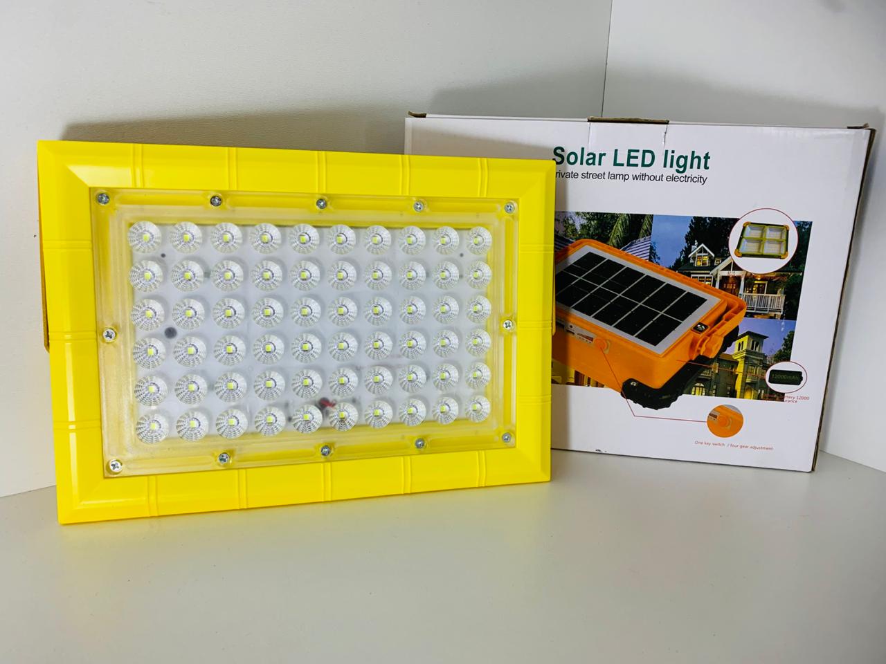 Прожектор Желтый на солнечной батерее 100Вт 1х30 |*