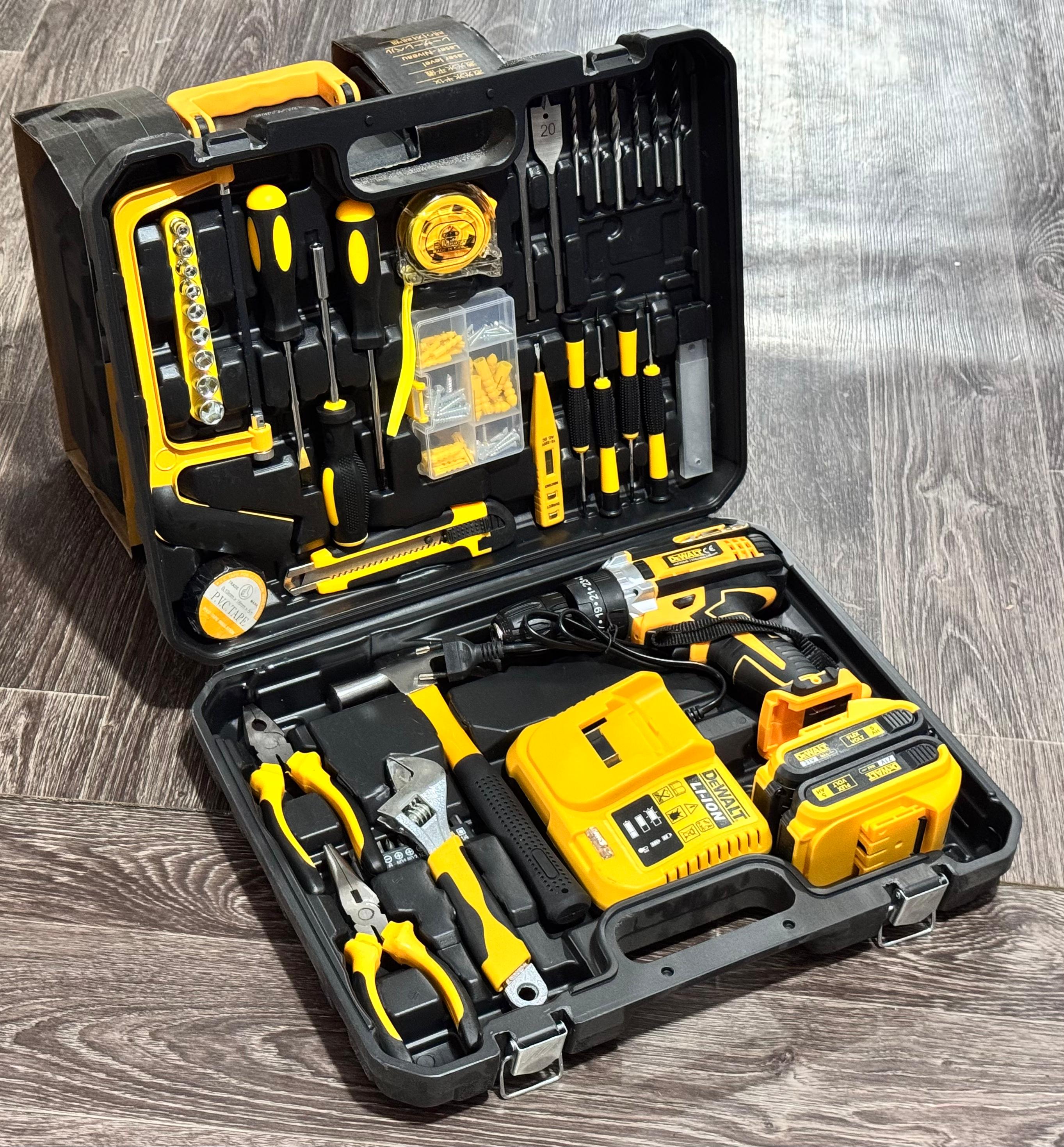 Шуруповерт DeWalt + Набор инструмента |*
