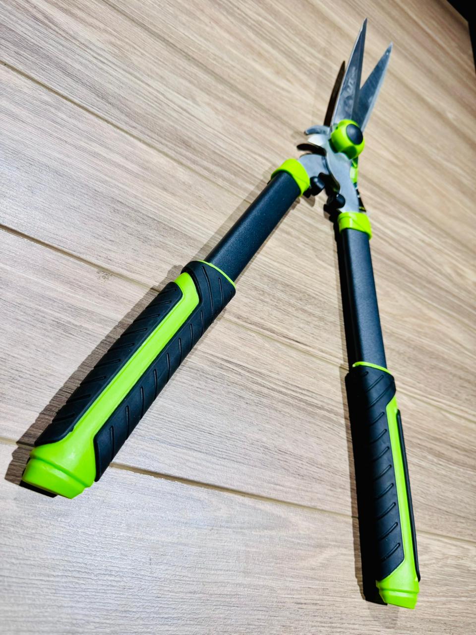 Кусторез LIT садовый LIT-182514 (1x24) |*