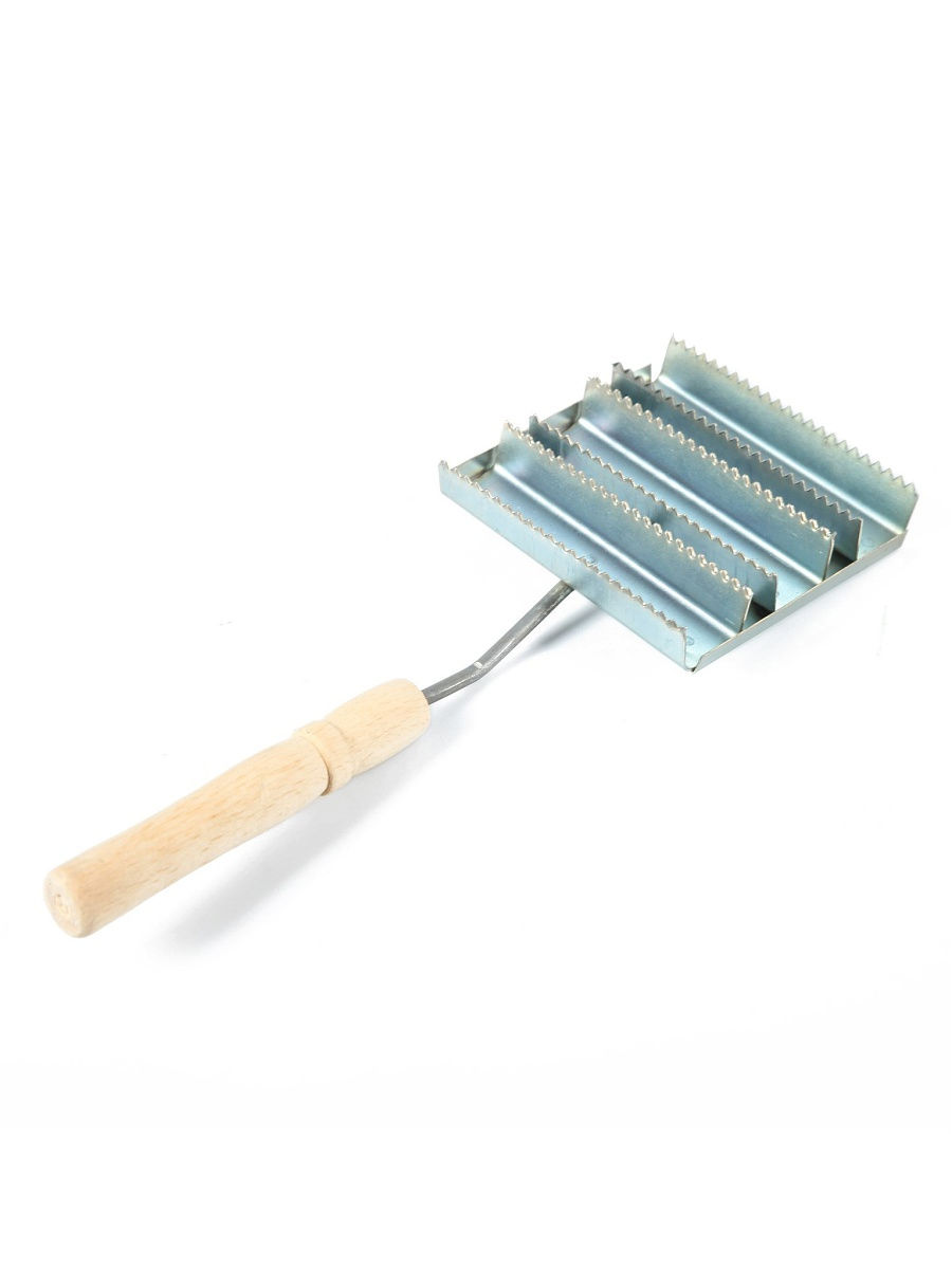 Чесало для Коров с Деревянной. ручкой  1х80  /*